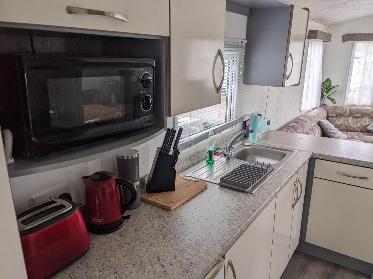 Static Caravan On Lady'S Mile Holiday Park Dawlish Exterior photo